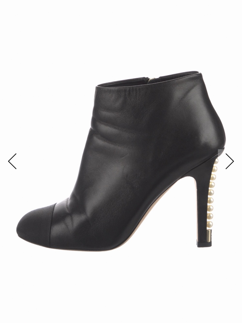 CHANEL Black Leather Interlocking CC Pearl-Embellished Ankle Boots me Size 40